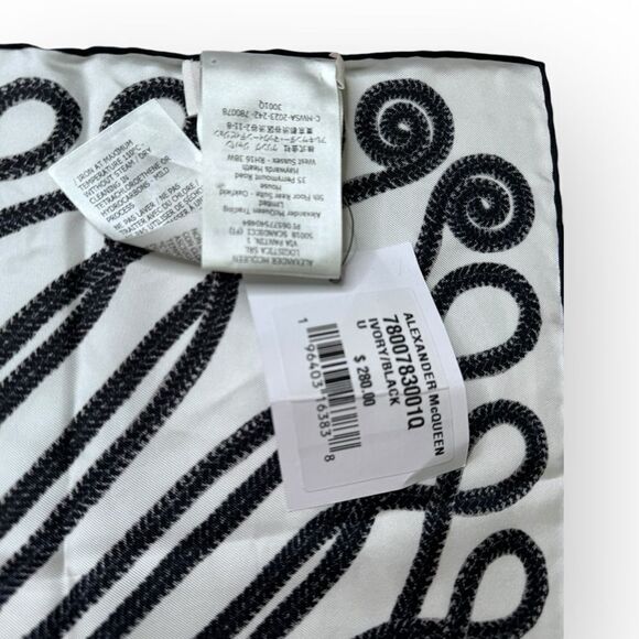 NWT Alexander McQueen Silk Scarf - Picture 3 of 3